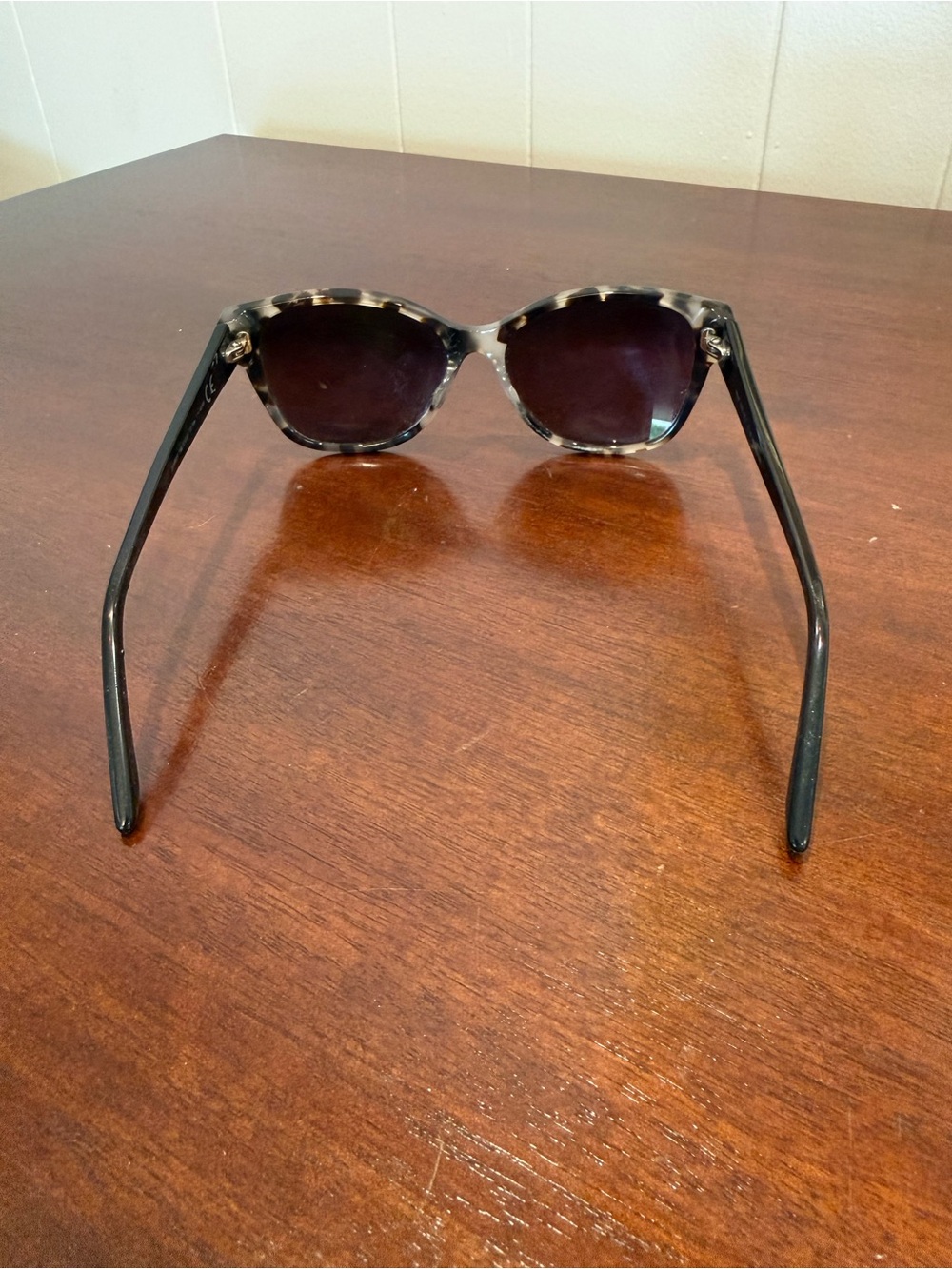 Maui Jim Cream and Brown Tortoise Cat-Eye Sunglasses - Picture 3 of 5
